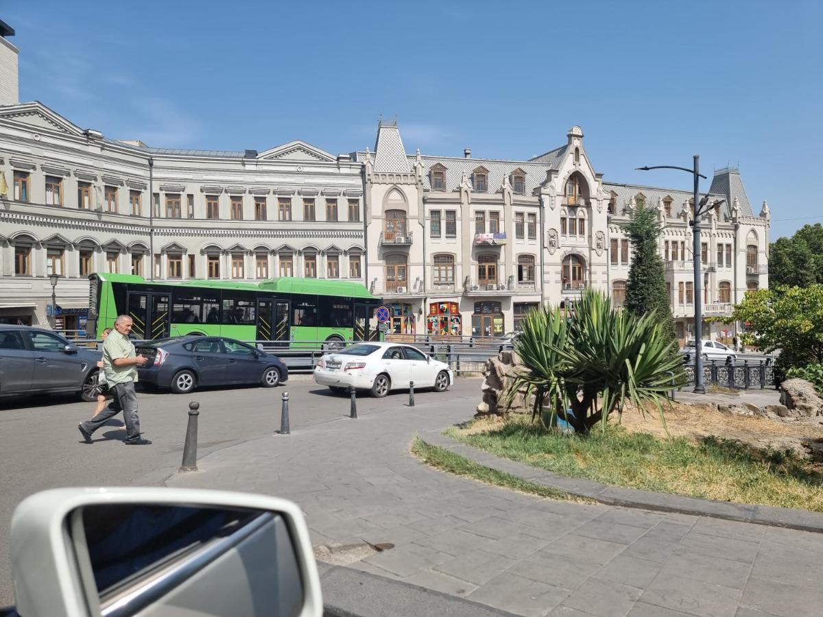 Old Tbilisi Freedom Square, Tbilisi Площадь Свободы Villa Exterior foto